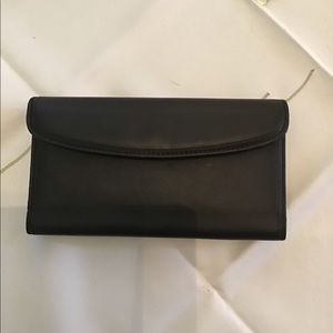 NWOT Buxton Wallet